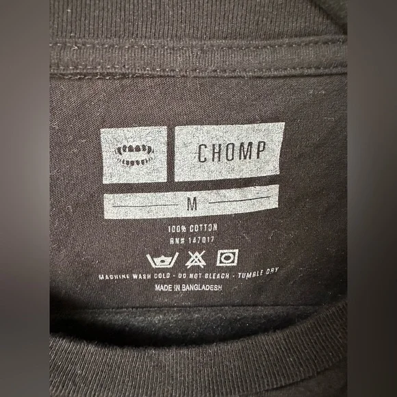 Chomp Sunset Undead Mens Black Graphic Skull T Shirt Size Medium 100% Cotton - Picture 3 of 5